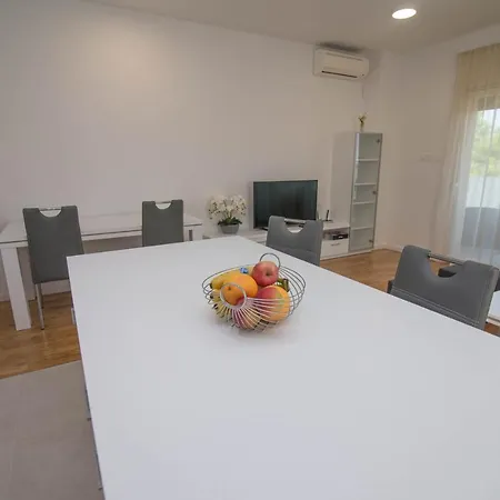 Radnik Vrsikovo Lägenhet