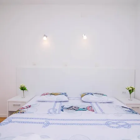 Lägenhet Radnik Vrsikovo *